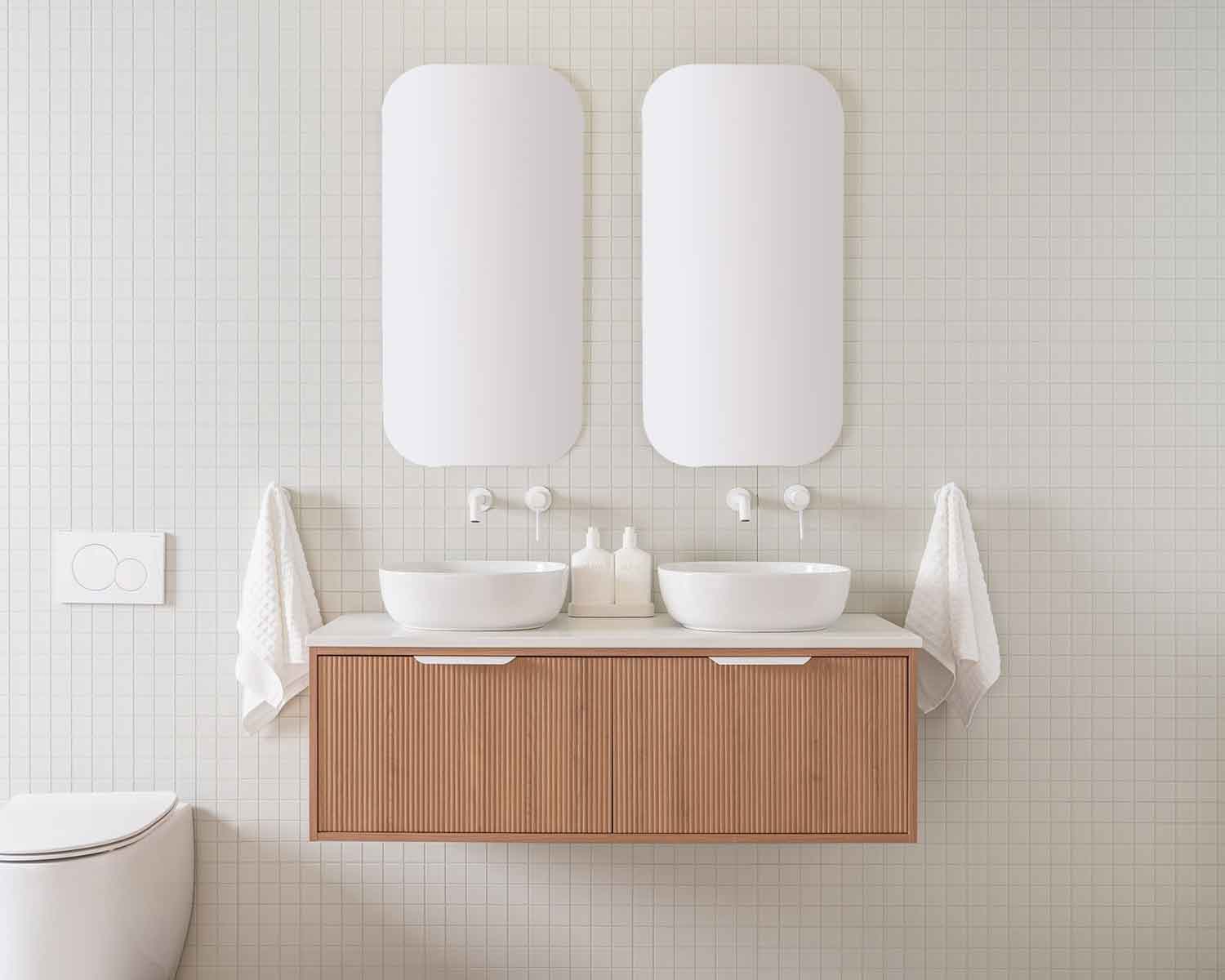 ADP Clifton Door and Drawer Slim Vanity