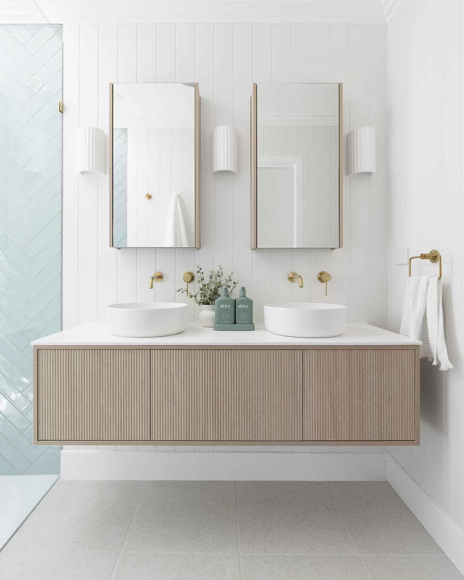 ADP Clifton Door and Drawer Slim Vanity