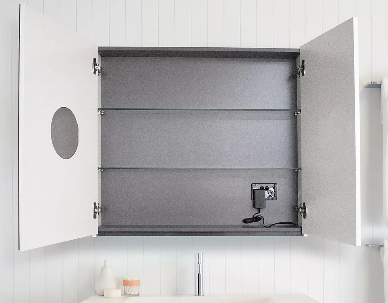 The London Shaving Cabinet 1200x814 3d, Left Shaker Door
